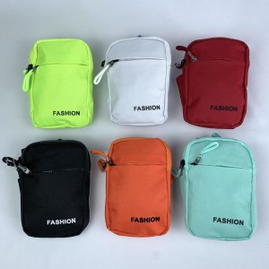 D447*CX480 POCHETE COM FECHAMENTO ATRAVES DE ZÍPER