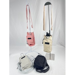 D461*CX360 POCHETE COM FECHAMENTO ATRAVES DE ZÍPER 