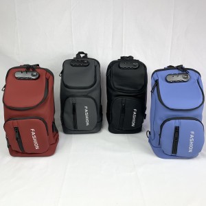 D208*CX50 MOCHILA TRANSVERSAL PARA USO DIÁRIO COM FECHAMENTO ATRAVES DE ZÍPER