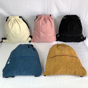 D241*CX240 MOCHILA TIPO SACO PARA USO DIÁRIO COM FECHAMENTO ATRAVES DE ZÍPER